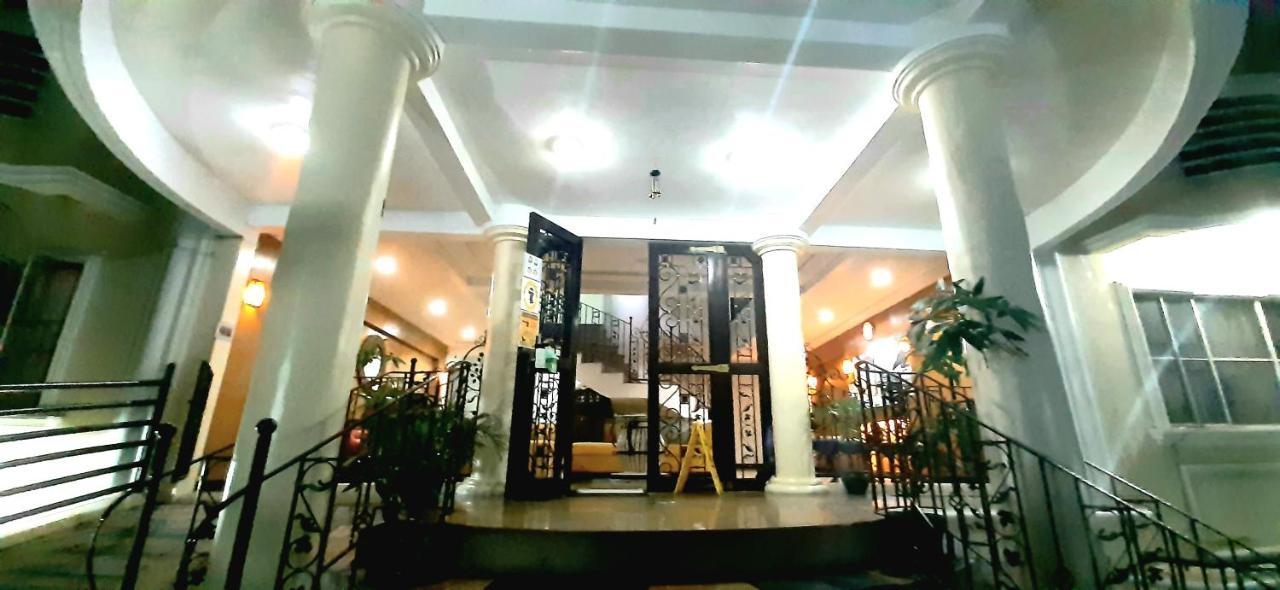 Casa Micarosa Hotel Маніла Екстер'єр фото