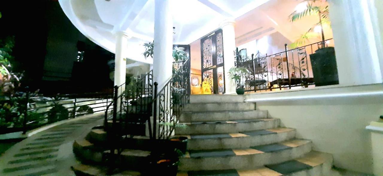 Casa Micarosa Hotel Маніла Екстер'єр фото