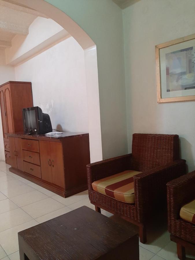 Casa Micarosa Hotel Маніла Екстер'єр фото